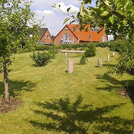 Apartment Klatschmohn Groß Schwansee
